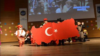 BÜYÜKŞEHİR ÇOCUK KULÜPLERİNDE 23 NİSAN ETKİNLİĞİ