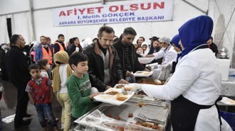 BÜYÜKŞEHİR’İN, BİNLERİ BULUŞTURAN İFTAR SOFRALARI