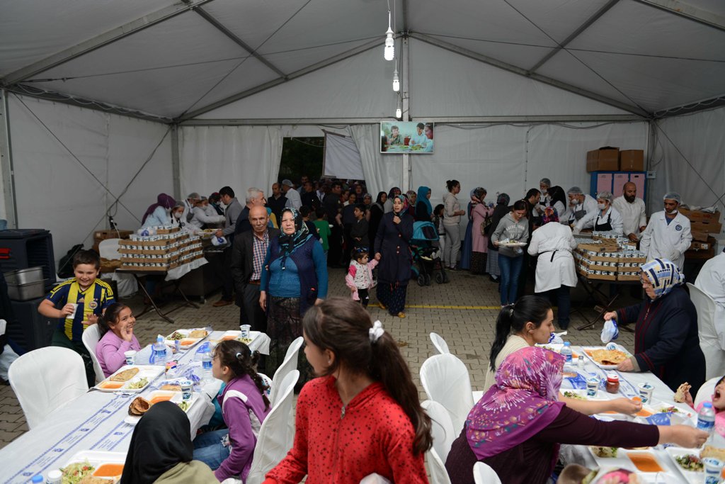 BAŞKENTLİLER, BÜYÜKŞEHİR’İN İFTAR SOFRALARINDA BULUŞACAK