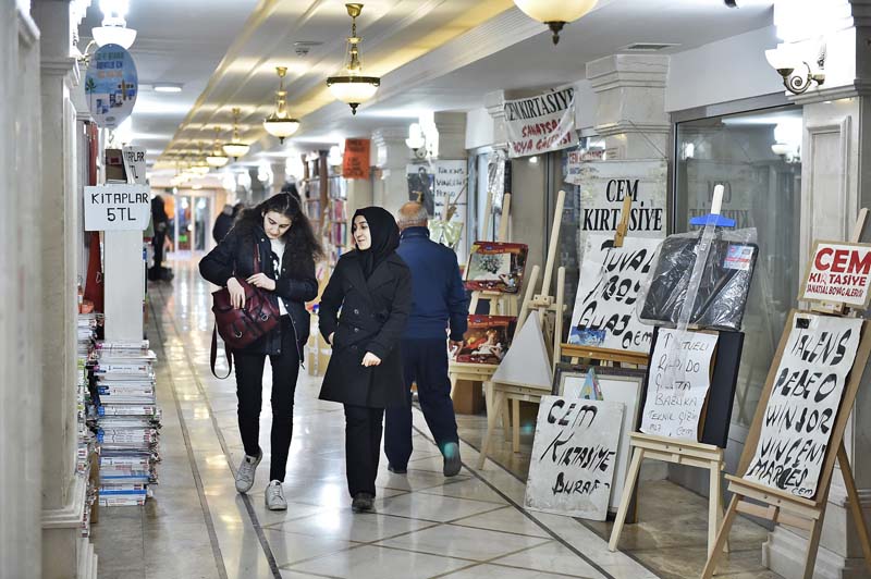 YENİLENEN “ZAFER ÇARŞISI”, ESKİ GÜNLERİNE DÖNÜYOR