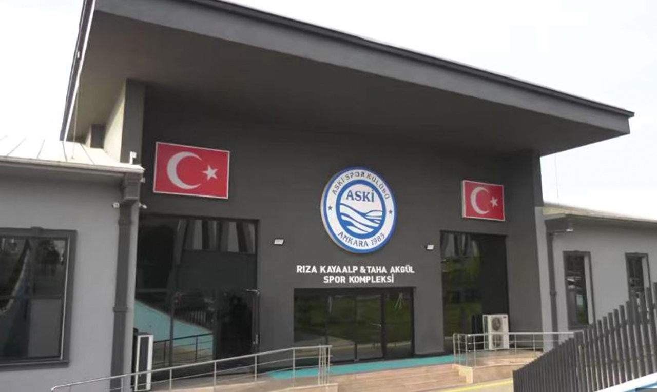 Rıza Kayaalp Ve Taha Akgül Spor Salonu