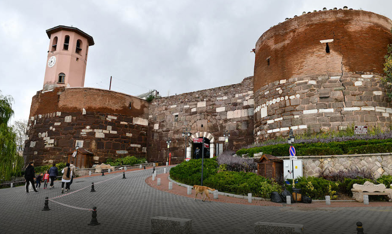 Ankara Kalesi Dış Kale Sur Duvarları