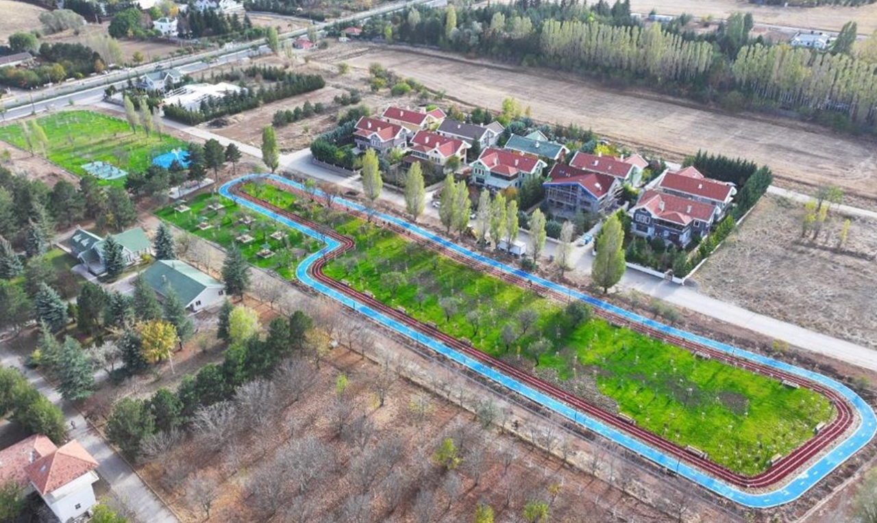 Gölbaşı İncek Mahallesi Park Alanı