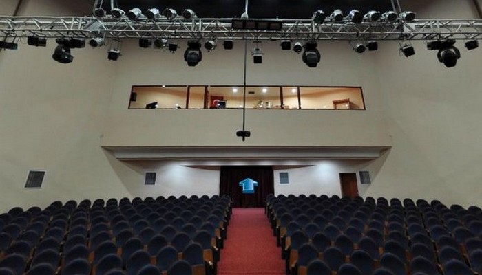 Gençlik Parkı Tiyatro Salonu
