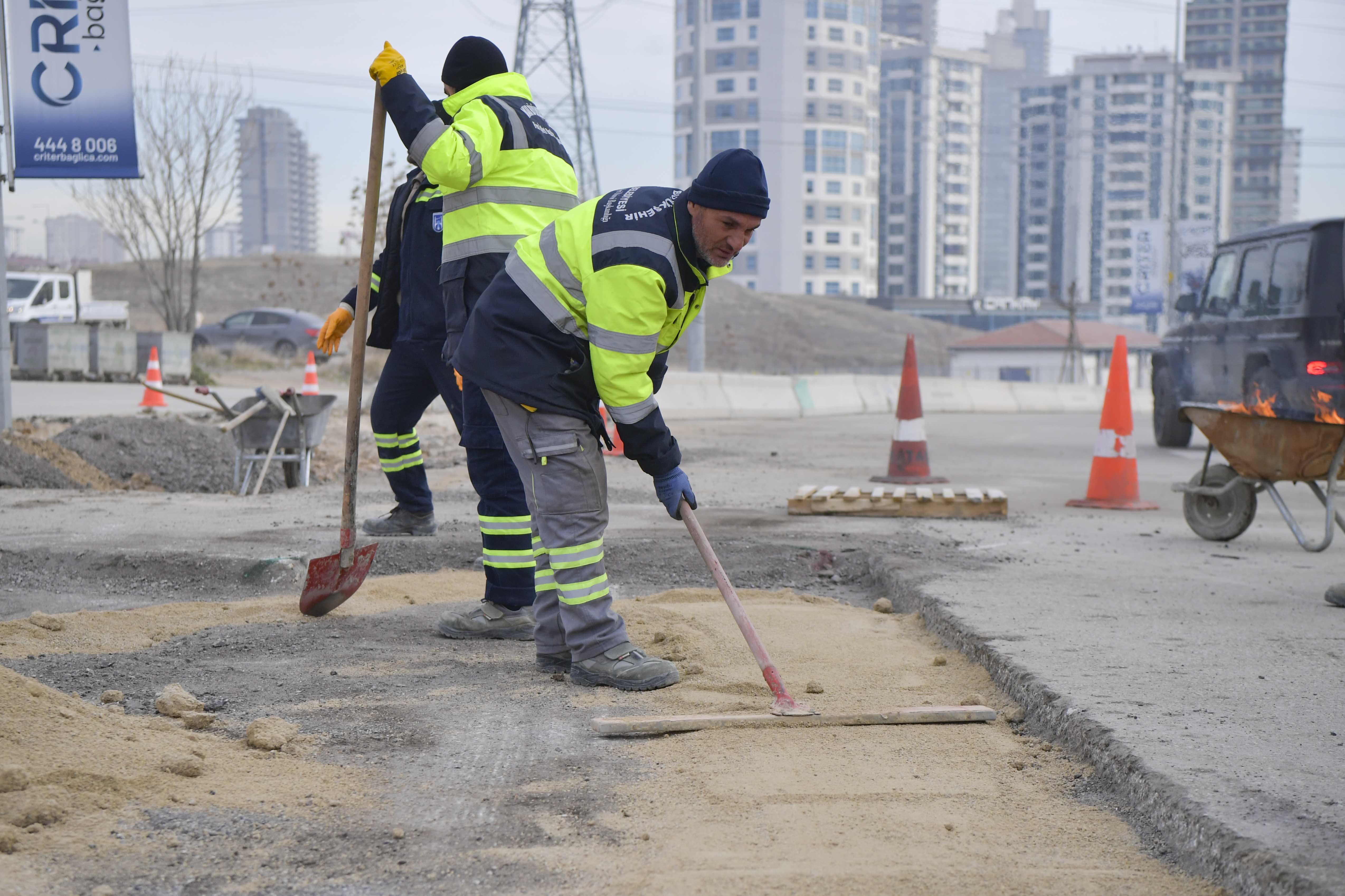 ABB’DEN, TRAFİĞE NEFES ALDIRAN ÇALIŞMA: YAŞAMKENT KAVŞAK DÜZENLEME ÇALIŞMASI