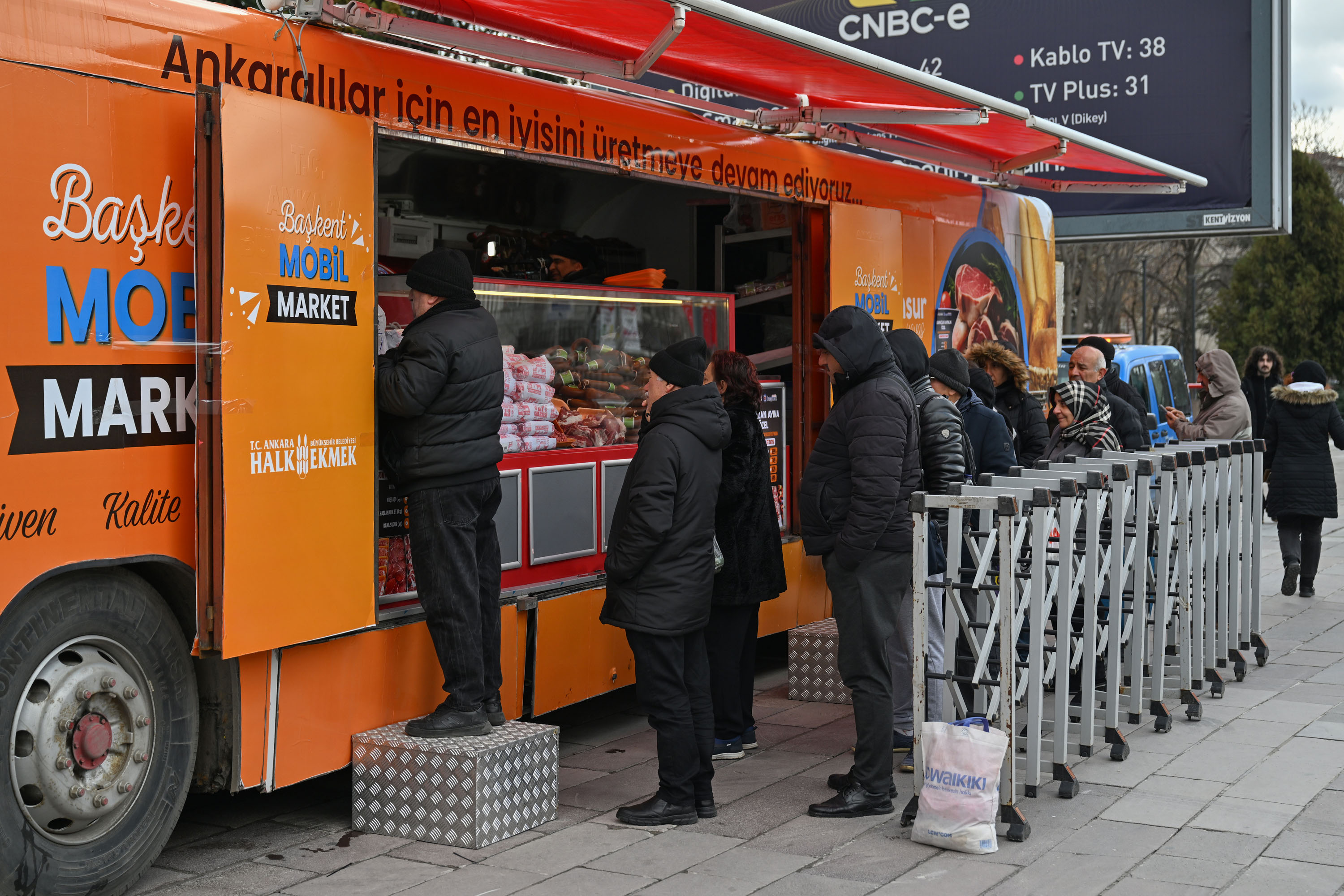 BAŞKENT MOBİL MARKET İLE ET SATIŞI BAŞLADI