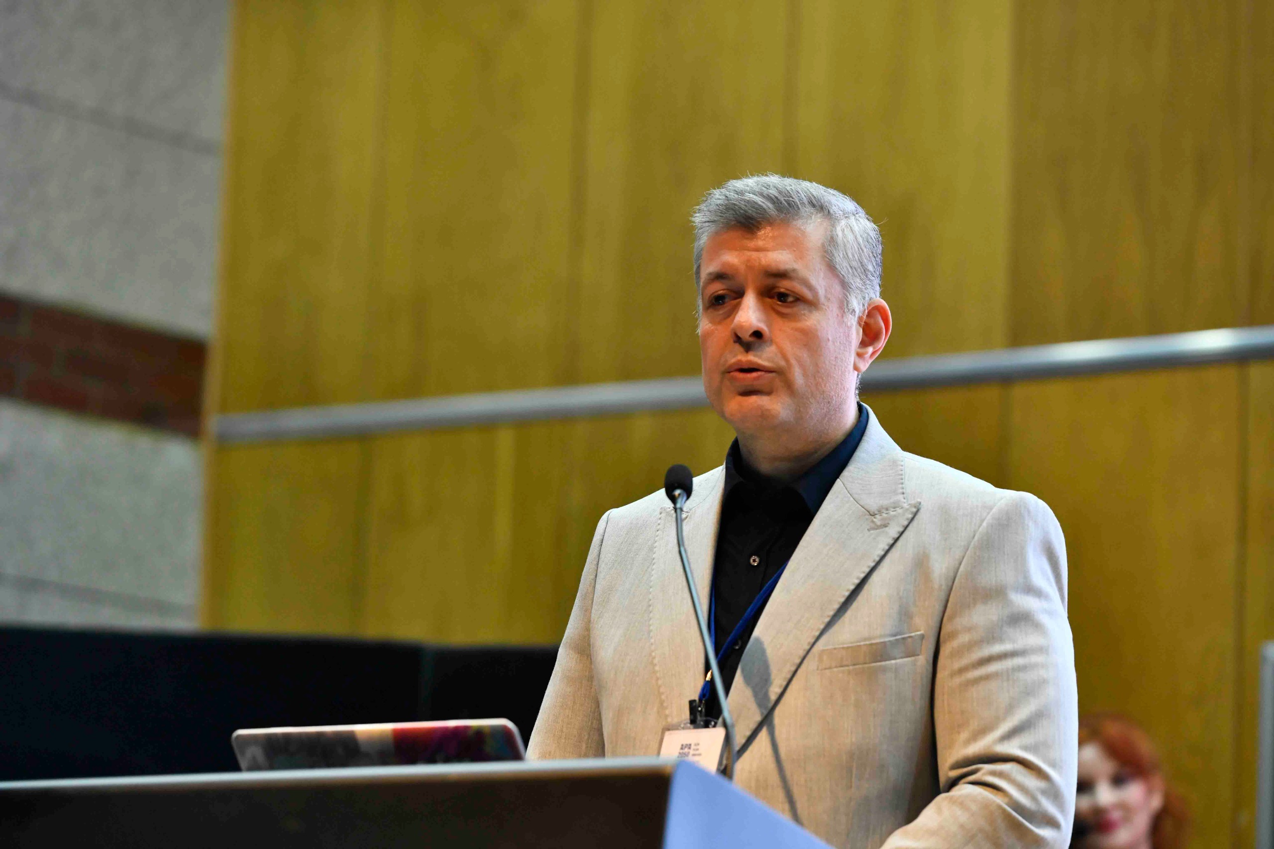 AKK BAŞKAN VEKİLİ PROF. DR. SAVAŞ ZAFER ŞAHİN YAŞANAN OKUL SALDIRILARINA YÖNELİK BASIN AÇIKLAMASI YAPTI