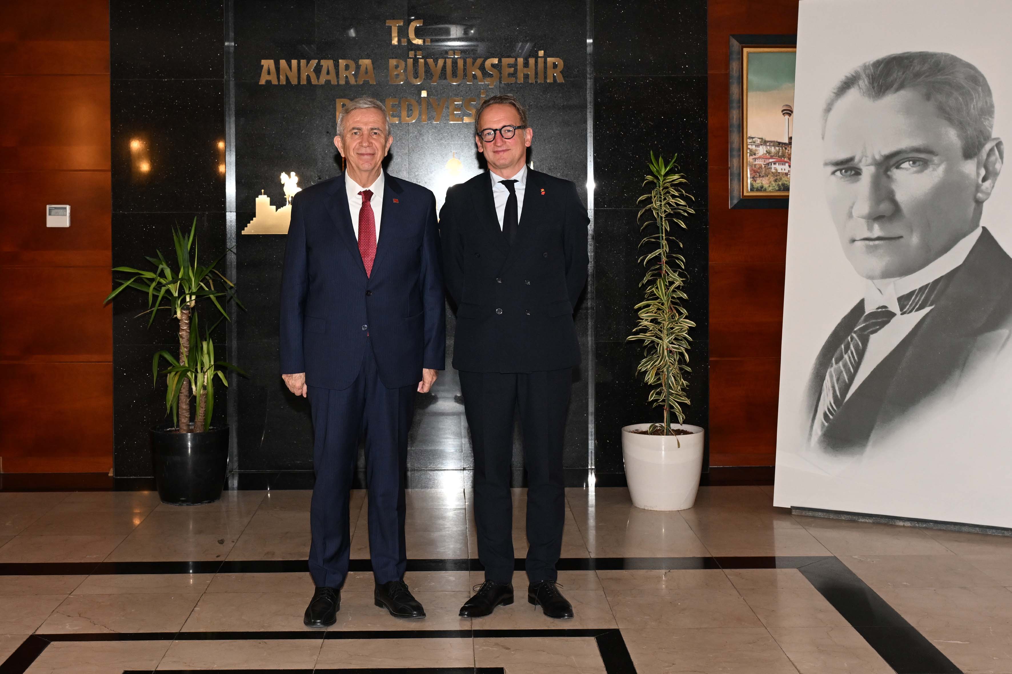 BRÜKSEL HEYETİNDEN ABB BAŞKANI MANSUR YAVAŞ’A ZİYARET