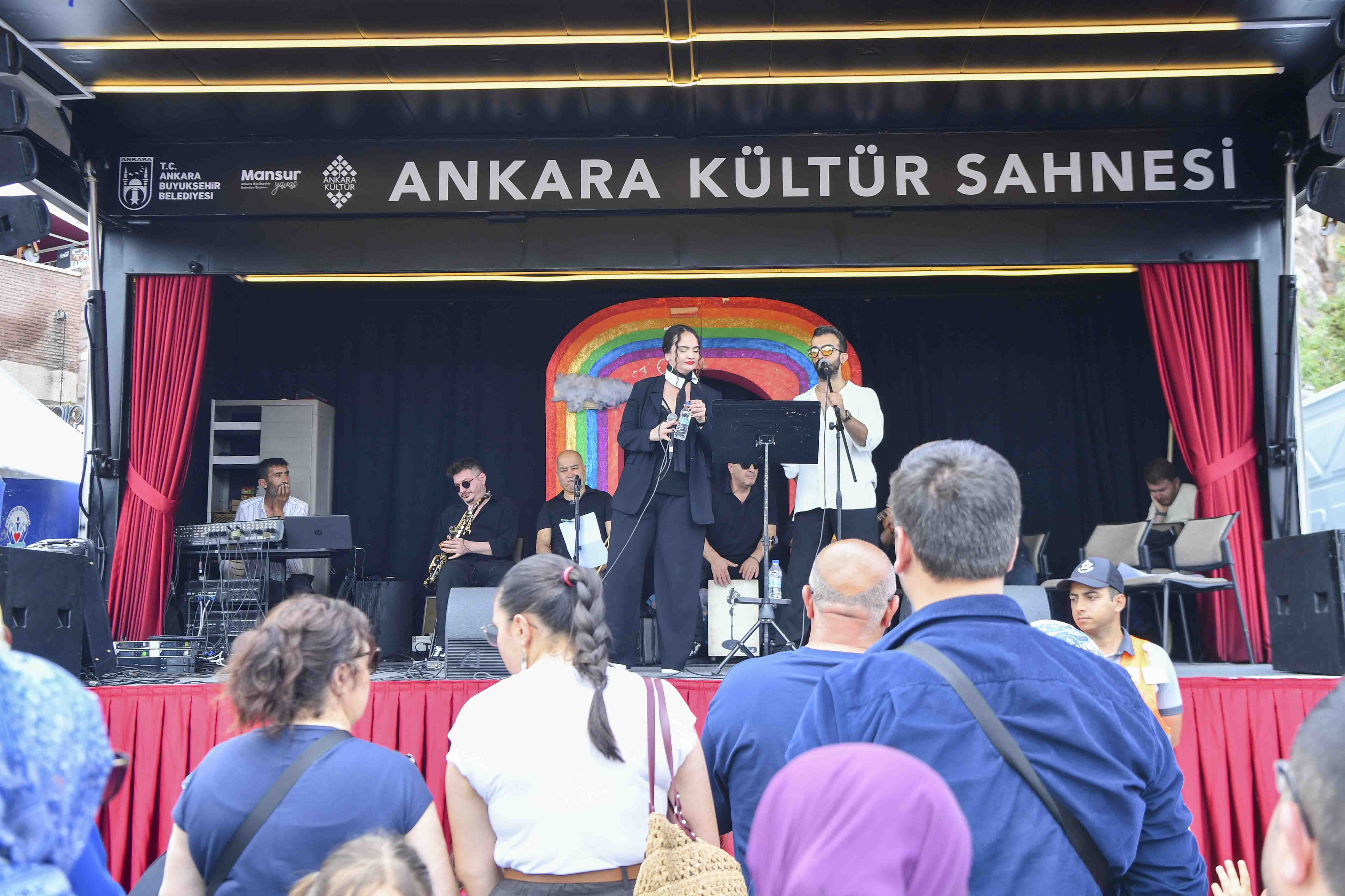 ANKARA KALESİ HAFTA SONU KÜLTÜR VE SANATIN MERKEZİ OLDU