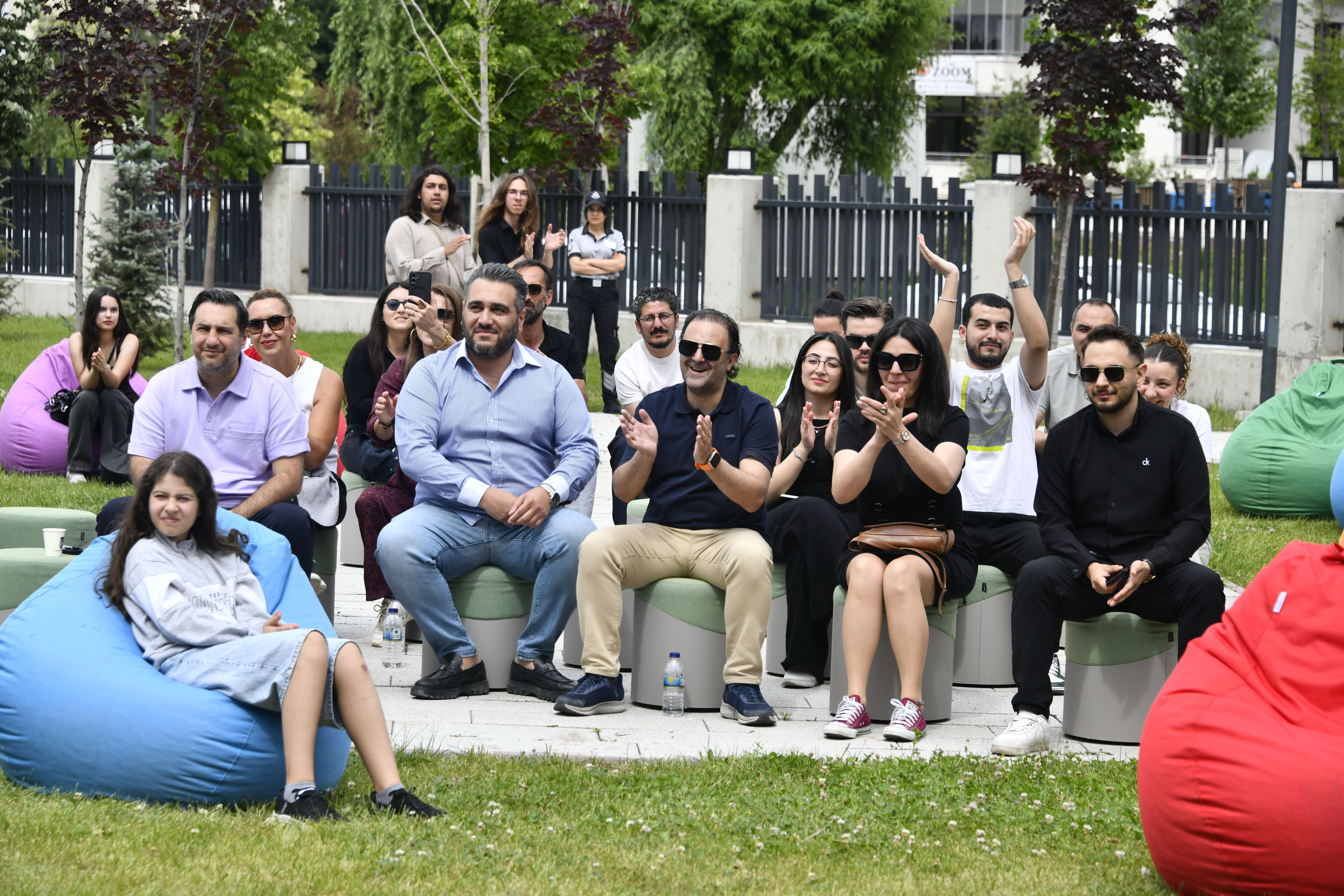 ABB’DEN GENÇ MÜZİSYENLERE DESTEK