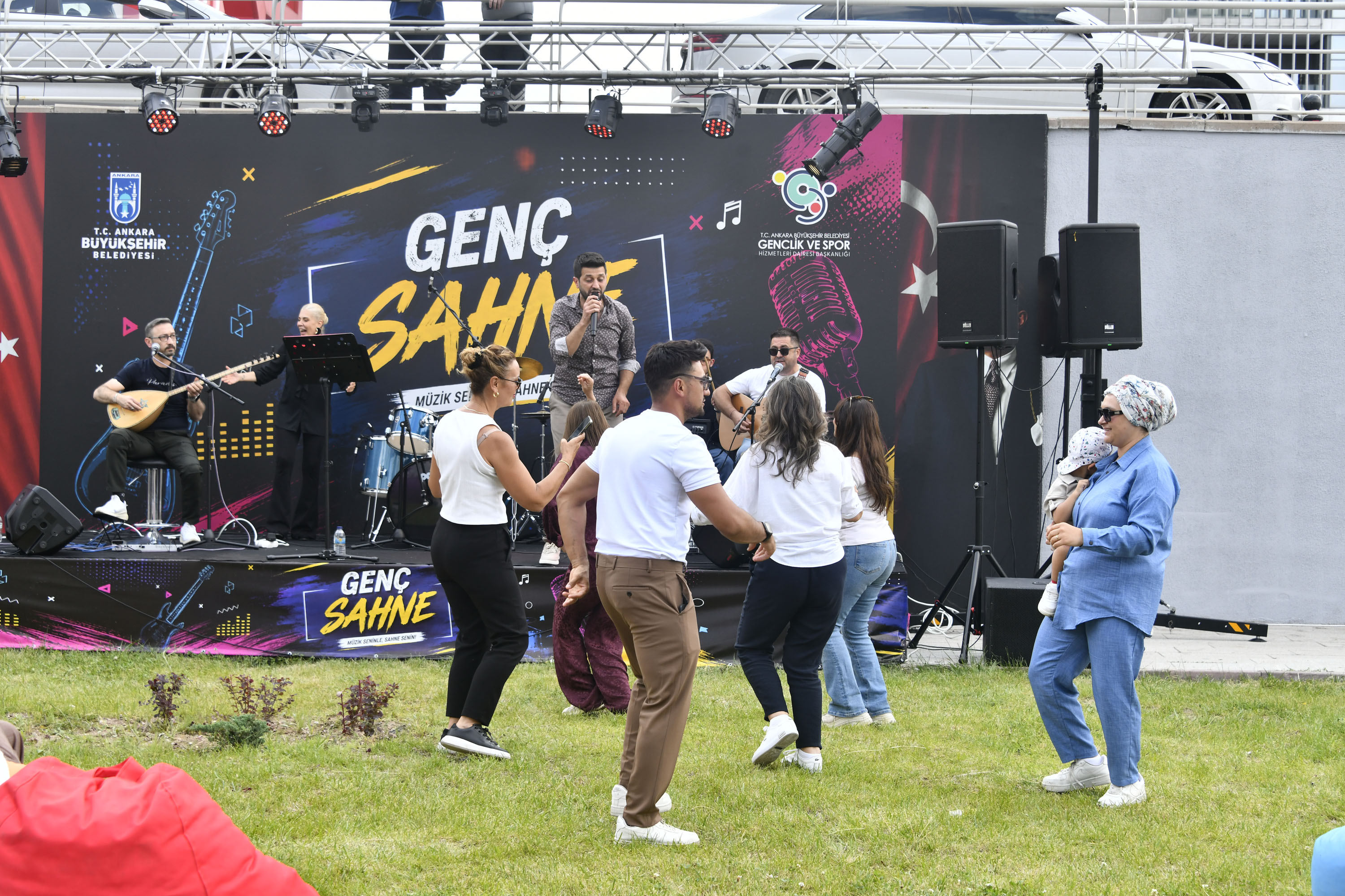 ABB’DEN GENÇ MÜZİSYENLERE DESTEK