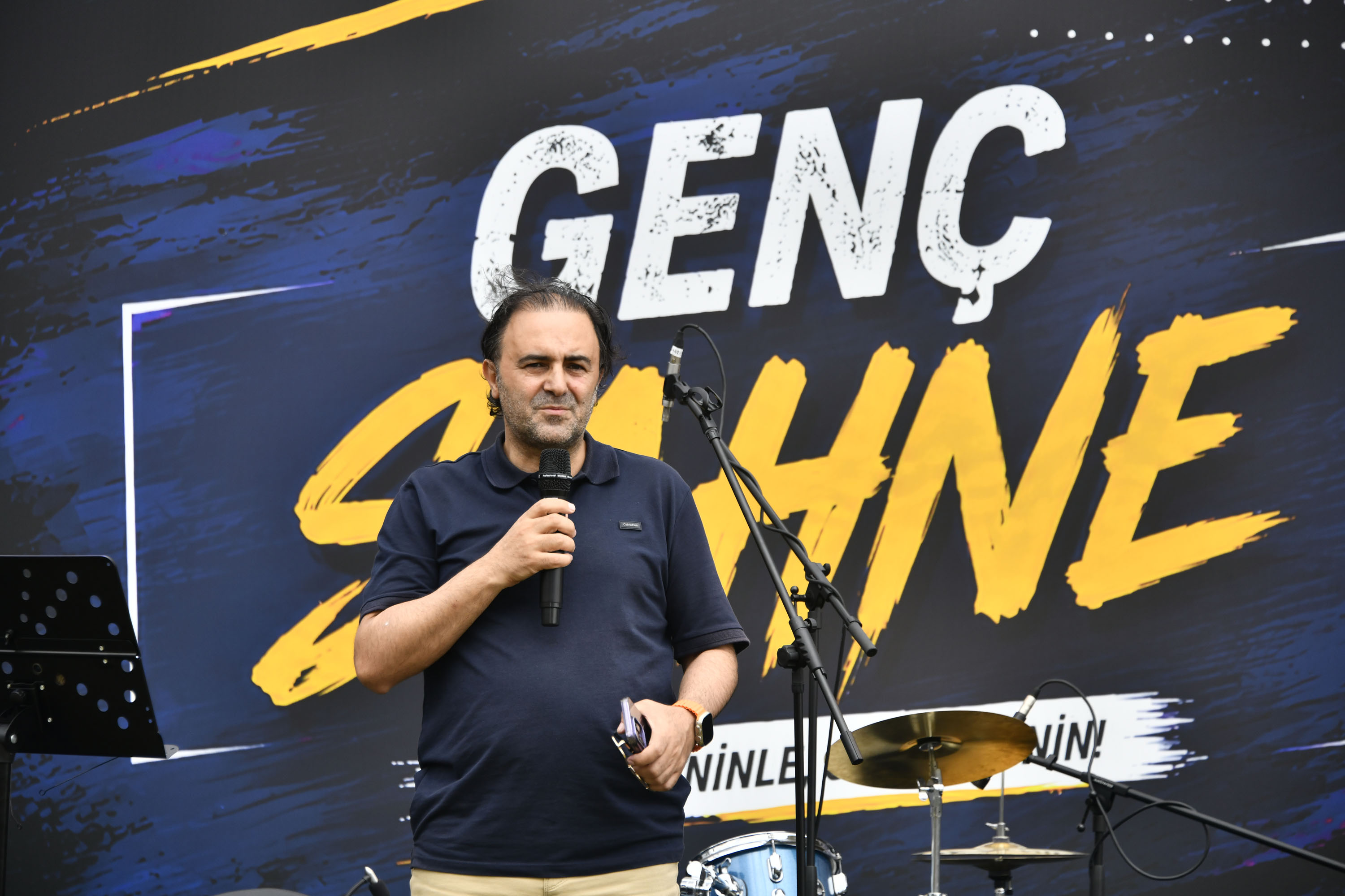 ABB’DEN GENÇ MÜZİSYENLERE DESTEK